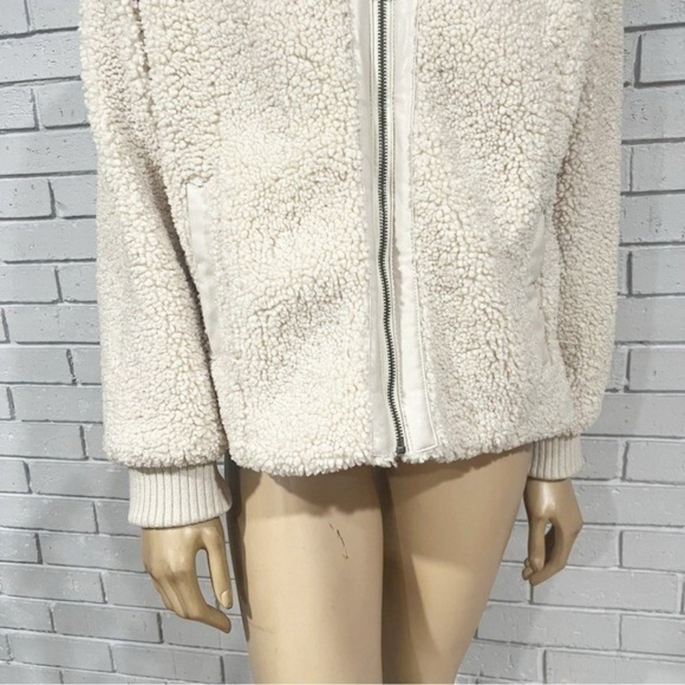 Banana Republic Cream Faux Shearling Teddy Bomber Jacket Gorpcore Cozy M - Picture 4 of 11